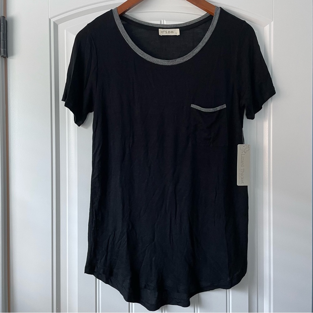 NWT Lizard Thicket Black Pocket T Shirt